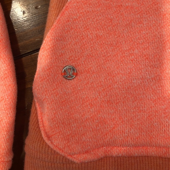 Lululemon Scuba hoodie - Picture 4 of 4